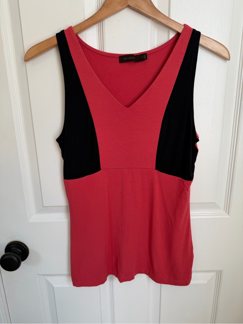 🍂 5/$25 Color-blocked Deep V-neck Sleeveless Top - Raspberry